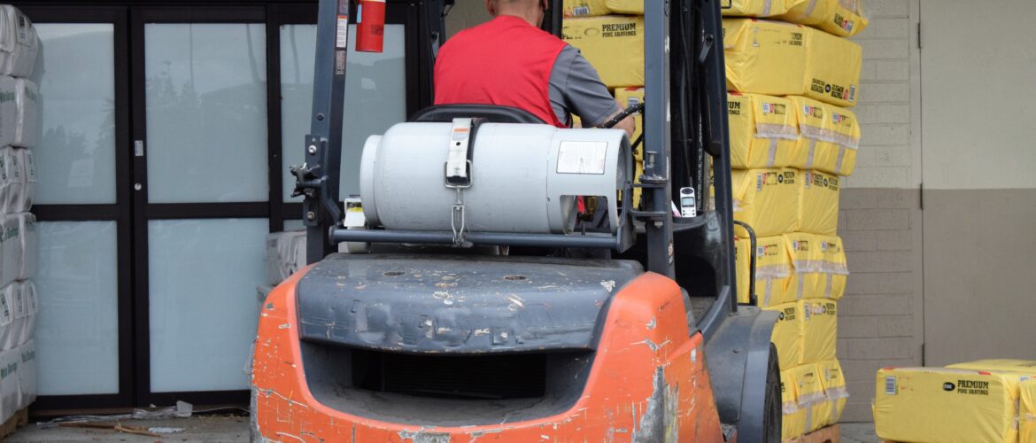 Common Forklift Issues and How to Prevent Them Through Maintenance 